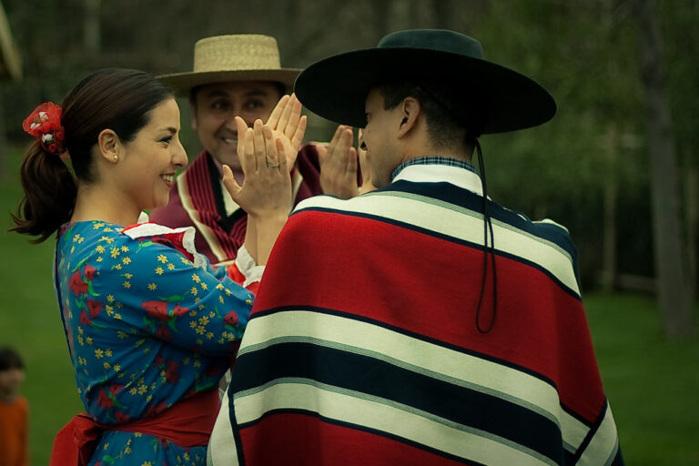 Sombrero ala ancha [vestimenta tradicional de chile hombre y mujer]