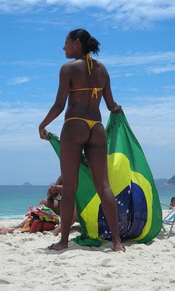 Traje tipico de bikini brasileño