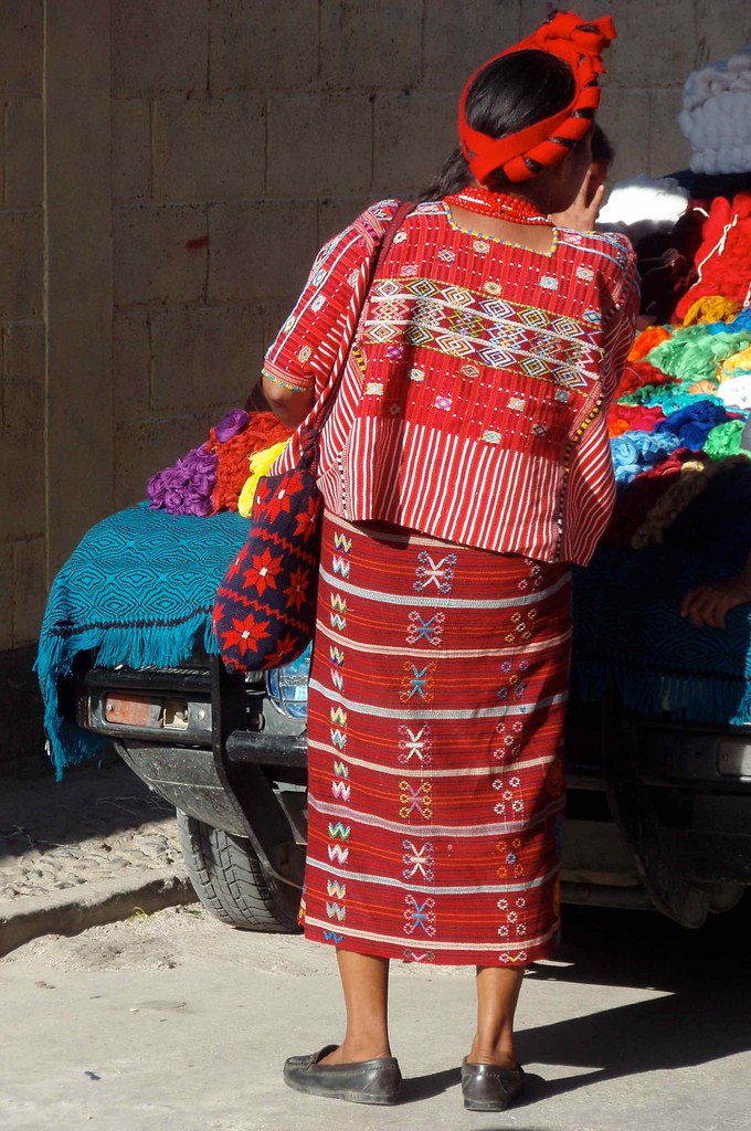 Vestimenta tradicional mexico hutapil 2