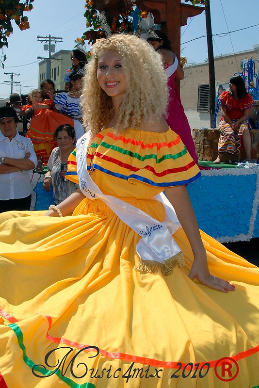 traje tipico nicaragua mujer